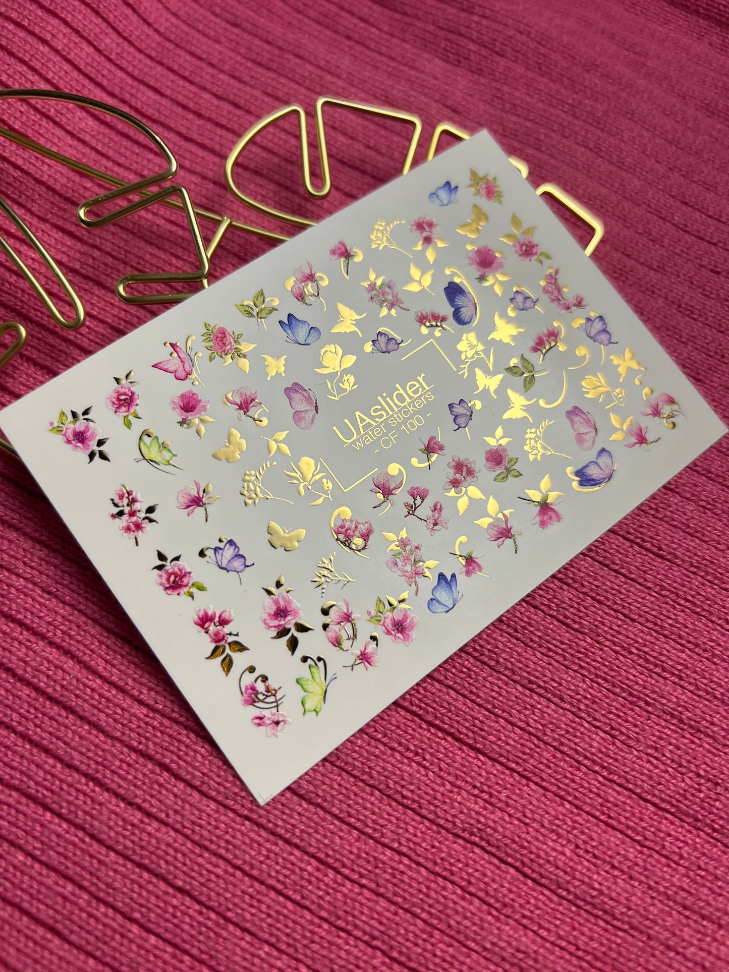 Nagel-Wasserabziehbild CF-100 | Florale Wasserfolien-Nagelabziehbilder | Rosa Blüten & Schmetterlinge mit goldenen Akzenten