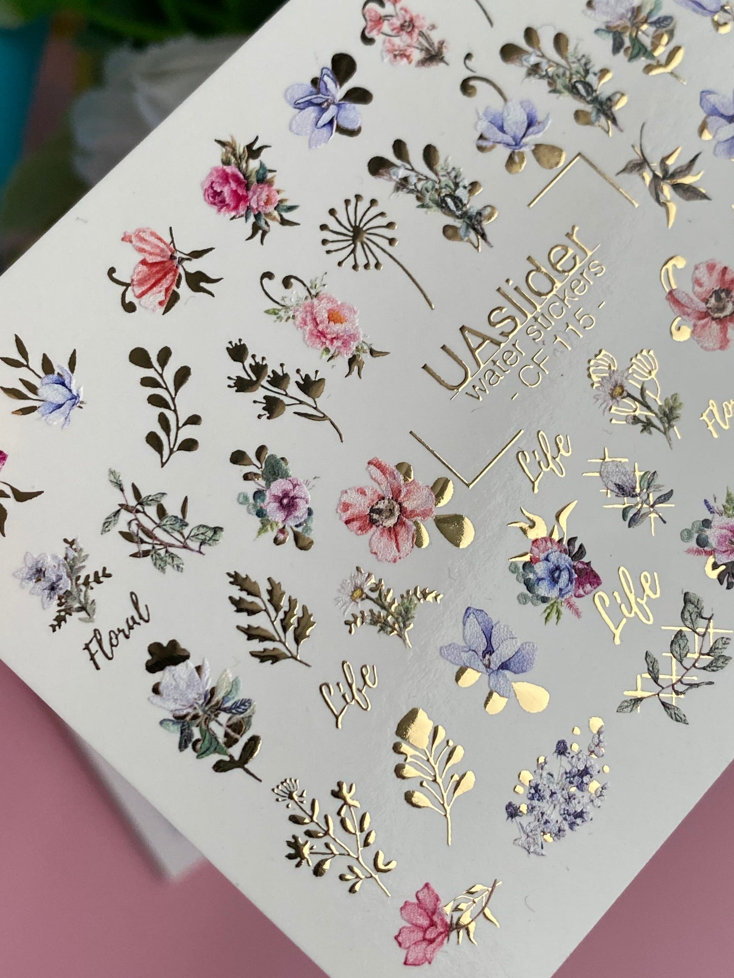 Nagel Wasserabziehbild CF-115 | Florale Wasser-Schiebefolien für Nägel | Bunte Blumen, Grünpflanzen & goldene botanische Akzente