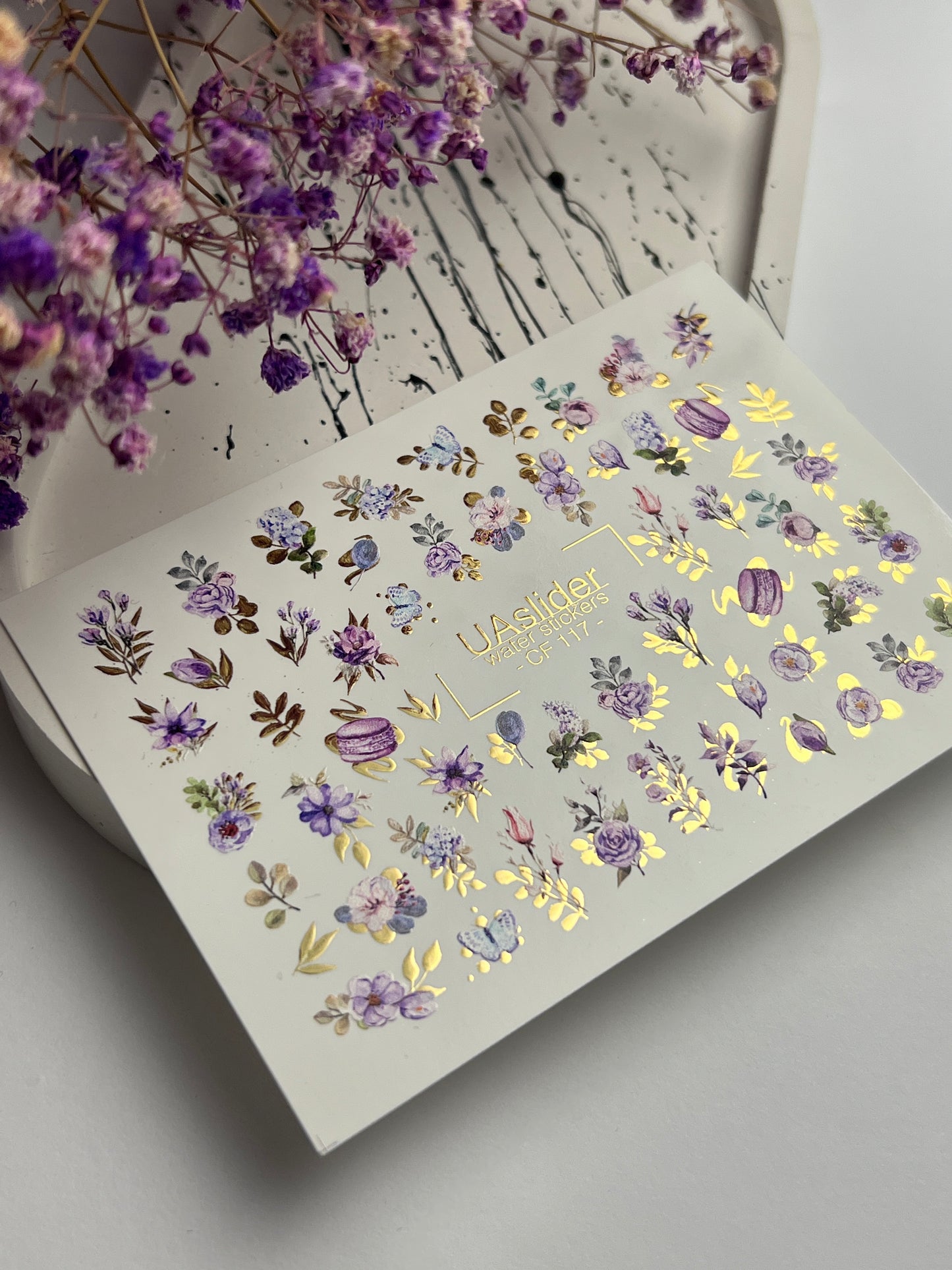 Nagel Wasserabziehbild CF-117 | Florale Wasser-Schiebefolien Nagelabziehbilder | Lila Blumen, Schmetterlinge & Macarons