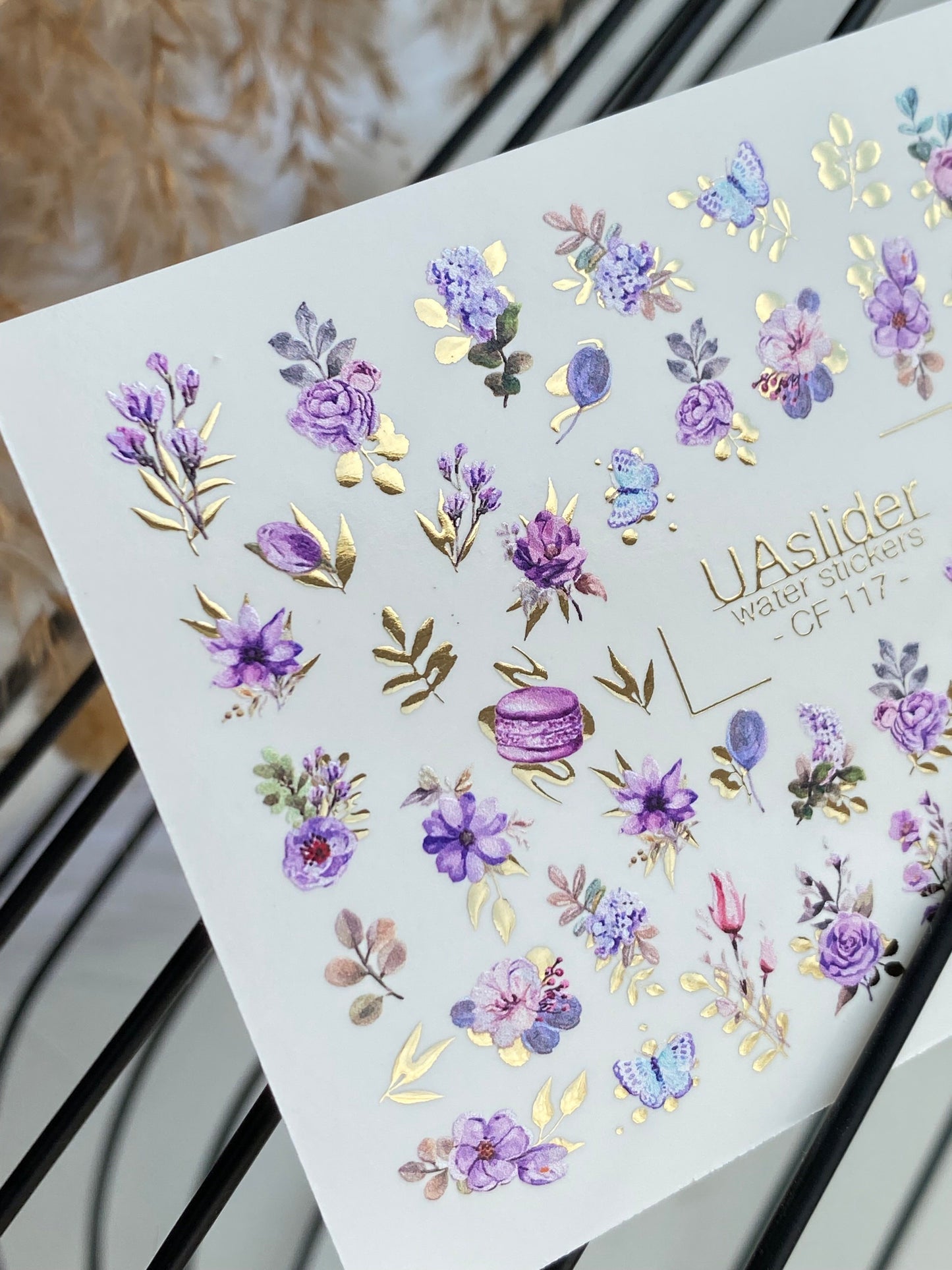 Nagel Wasserabziehbild CF-117 | Florale Wasser-Schiebefolien Nagelabziehbilder | Lila Blumen, Schmetterlinge & Macarons