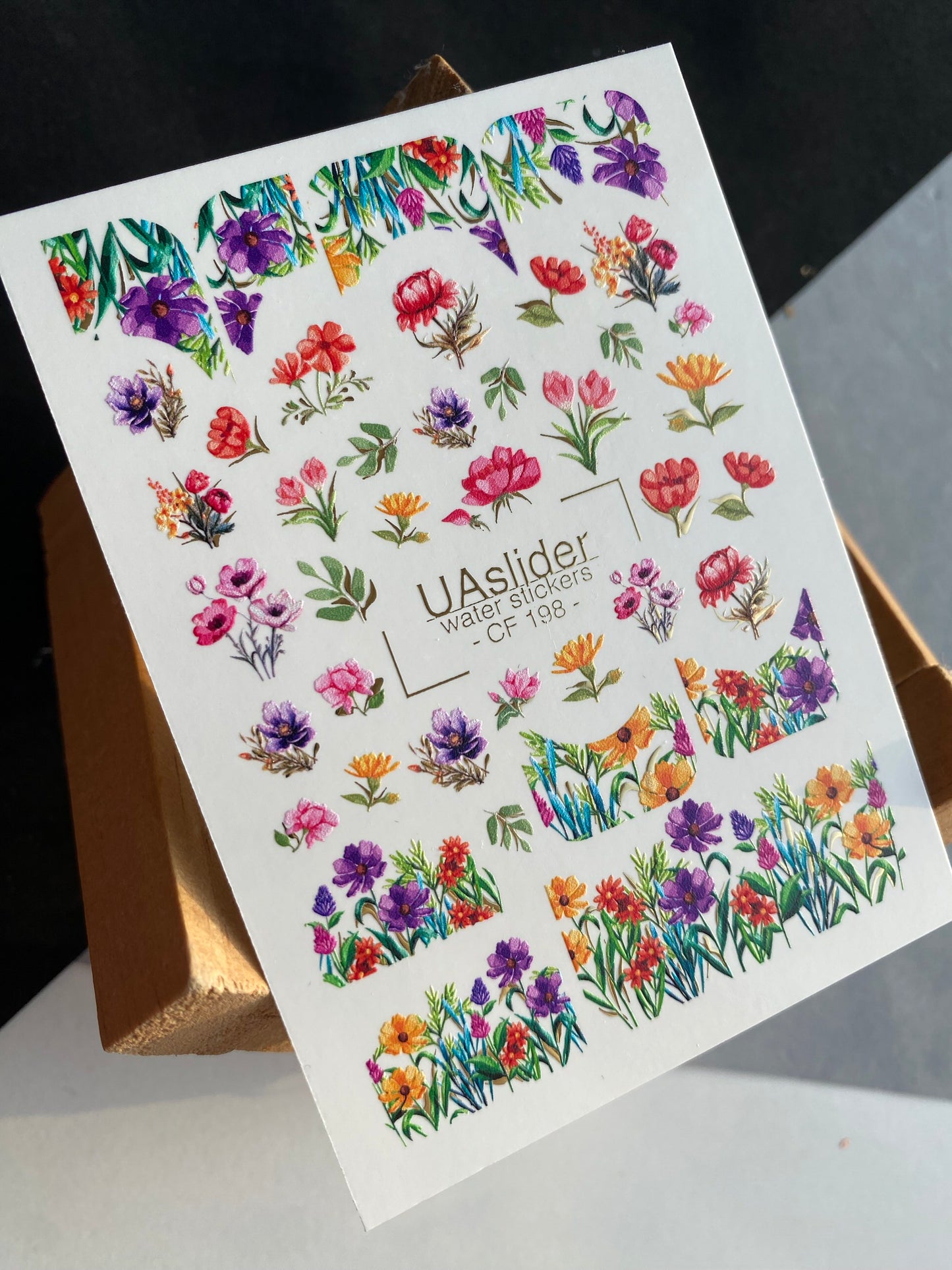 Nagel Wasserabziehbild CF-198 | Nagel Wasserabziehbilder | Bunte Wildblumen- & Wiesenmotive