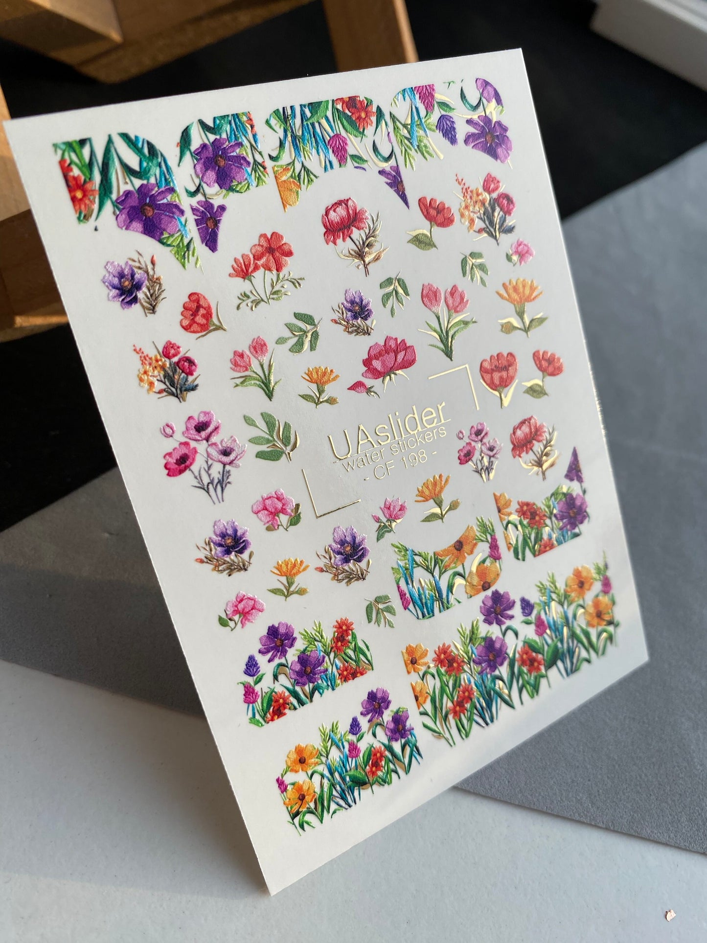 Nagel Wasserabziehbild CF-198 | Nagel Wasserabziehbilder | Bunte Wildblumen- & Wiesenmotive