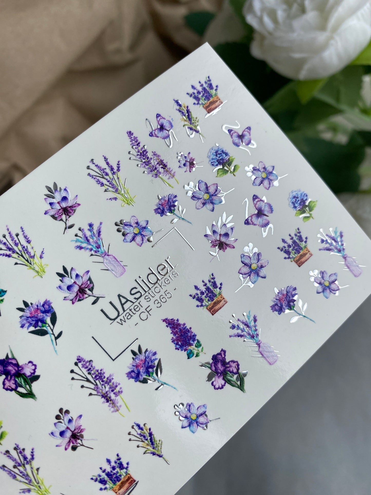 Décalcomanie d'eau pour ongles CF-365 | Décalcomanies à glisser sur ongles | Fleurs de lavande & papillons violets