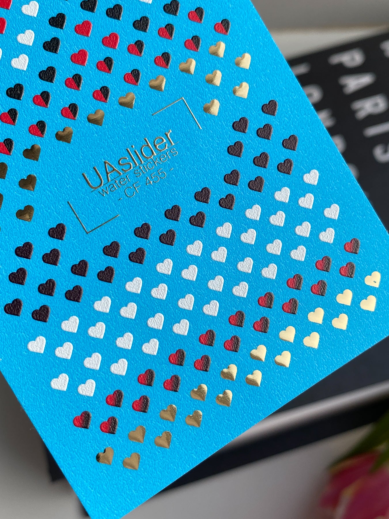 Calcomanía de agua para uñas CF-455 | Calcomanías de agua deslizantes para uñas con corazones | Corazones mini rojos, negros, blancos y dorados
