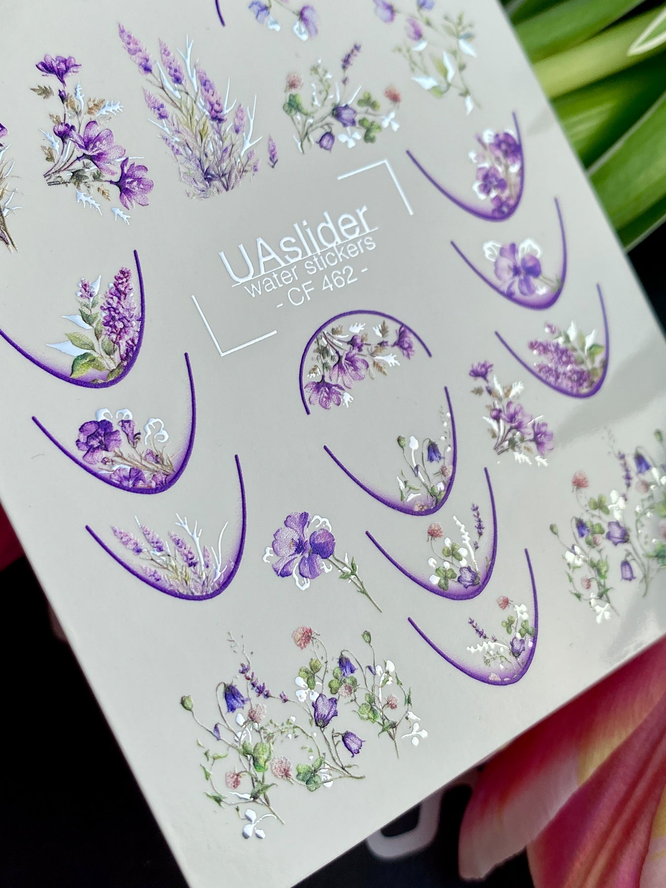 Décalcomanie d'eau pour ongles CF-462 | Décalcomanies à glissière d'eau florales pour ongles | Lavande, Glycine et Pointes françaises violettes