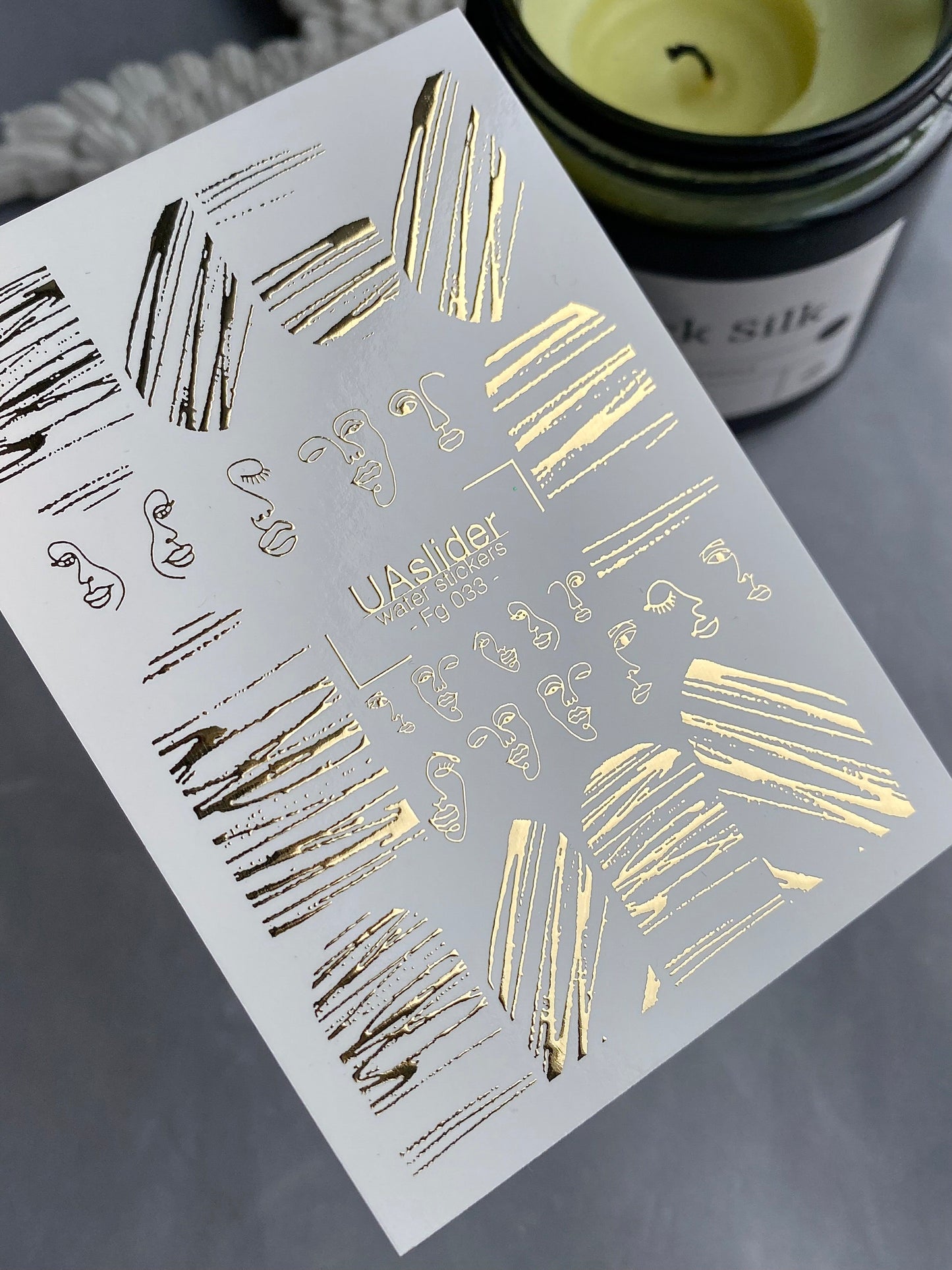 Nagel Wasserabziehbild Fg-033 | Abstrakte Gesichts-Linien Nagel Wasserabziehbilder mit Goldfolie | Künstlerische Nagelkunst Aufkleber