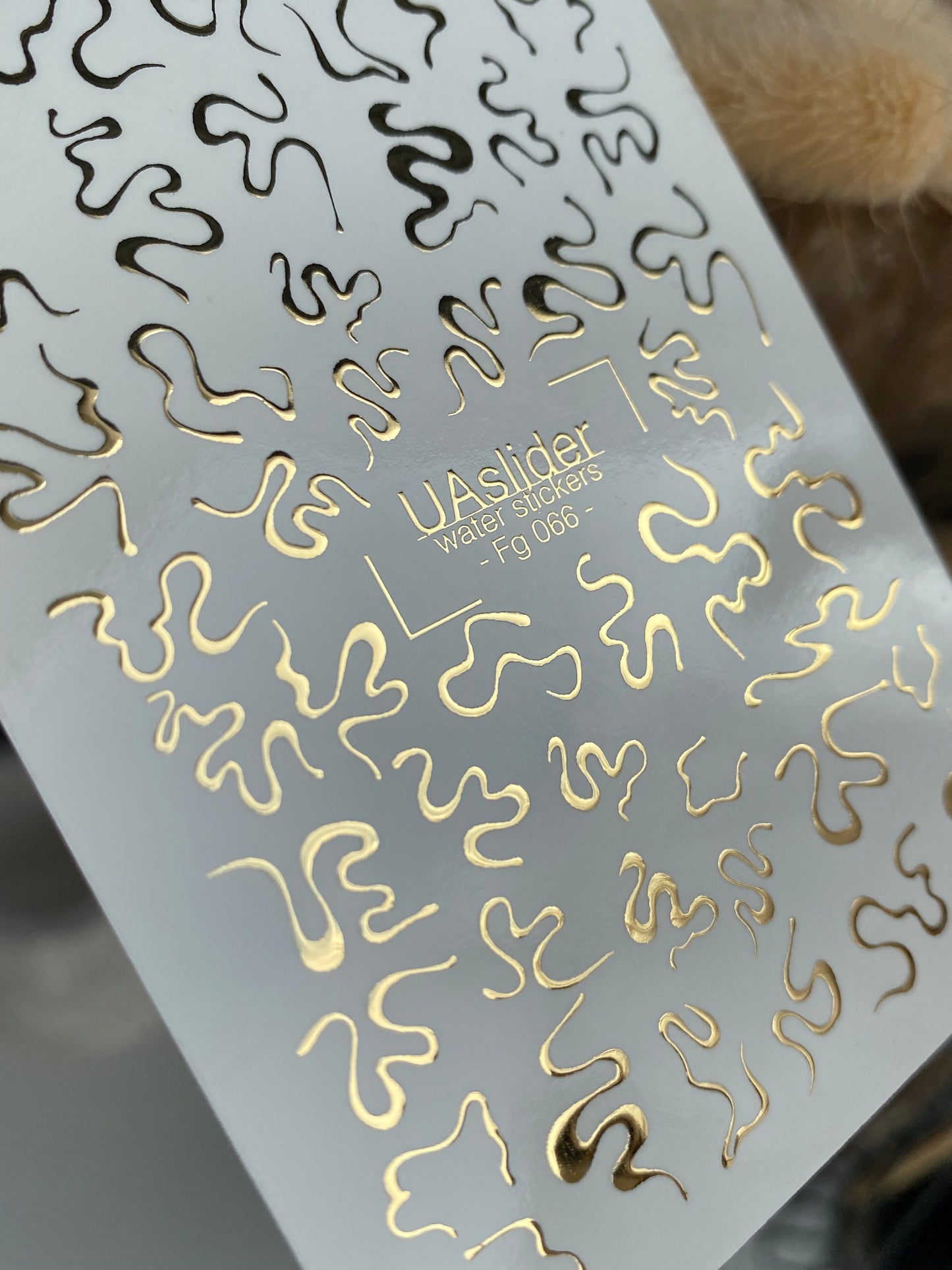 Adesivo per Unghie Fg-066 | Adesivi per Unghie a Trasferimento ad Acqua con Foglia d'Oro | Onde Fluide Astratte
