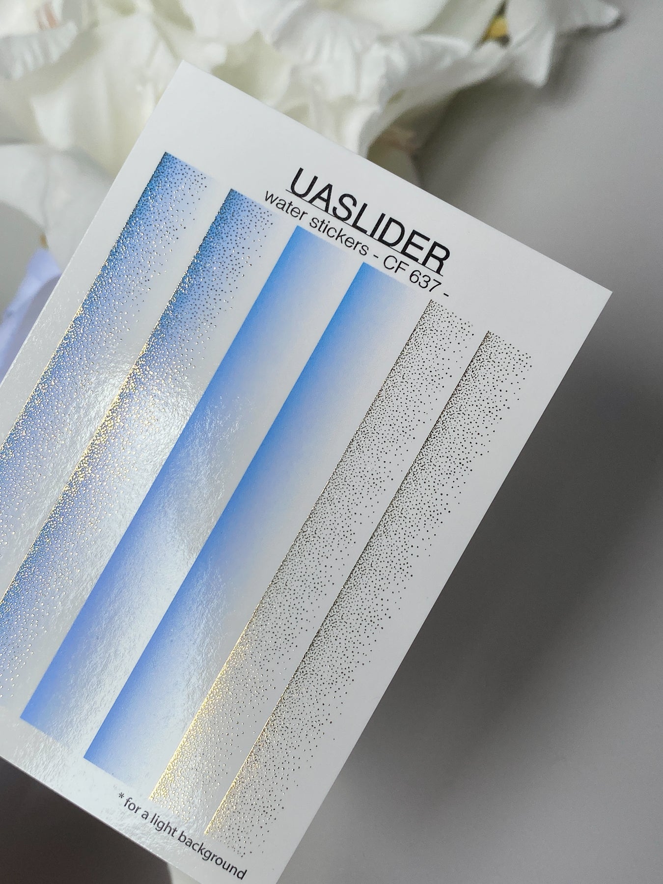 Calcomanía de agua para uñas CF-637 | Calcomanías de uñas con deslizamiento de agua degradado | Ombre azul con purpurina dorada