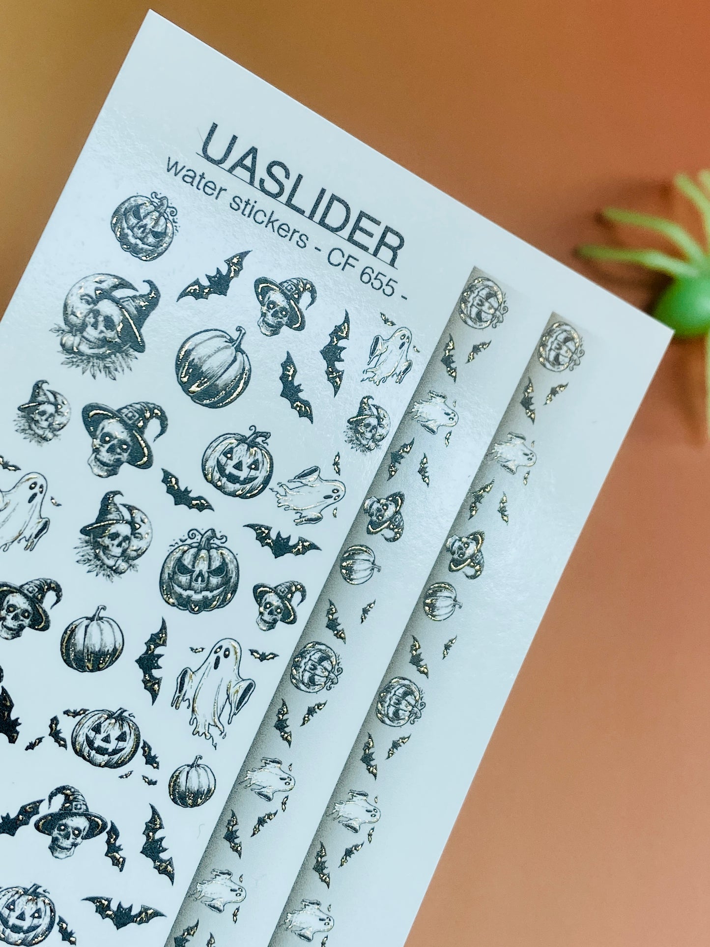 Nagel-Wasserabziehbild CF-655 | Halloween Wassertransfer Nagelabziehbilder | Schwarze & weiße Geister, Totenköpfe & komplette Streifen