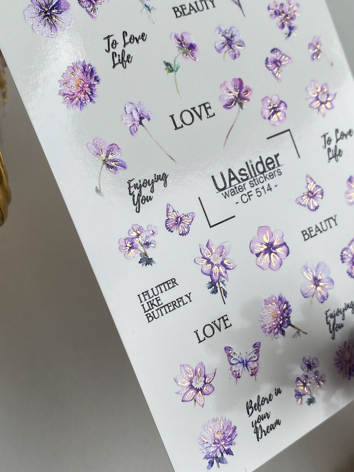 Nagel Wasserabziehbild CF-514 | Wasserabzieh-Nagelaufkleber mit lila Blumen & Schmetterlingen | Romantische Nagelkunst mit Zitaten