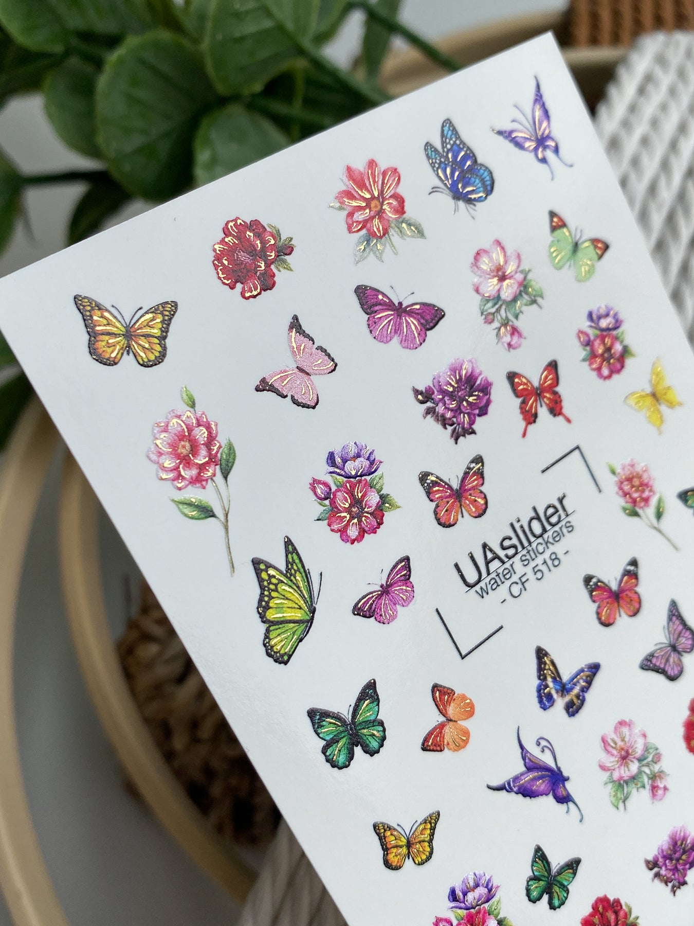 Nagel Wasserabziehbild CF-518 | Wasserabzieh-Nagelbilder mit bunten Schmetterlingen & Blumen | Helle florale Nagelkunst