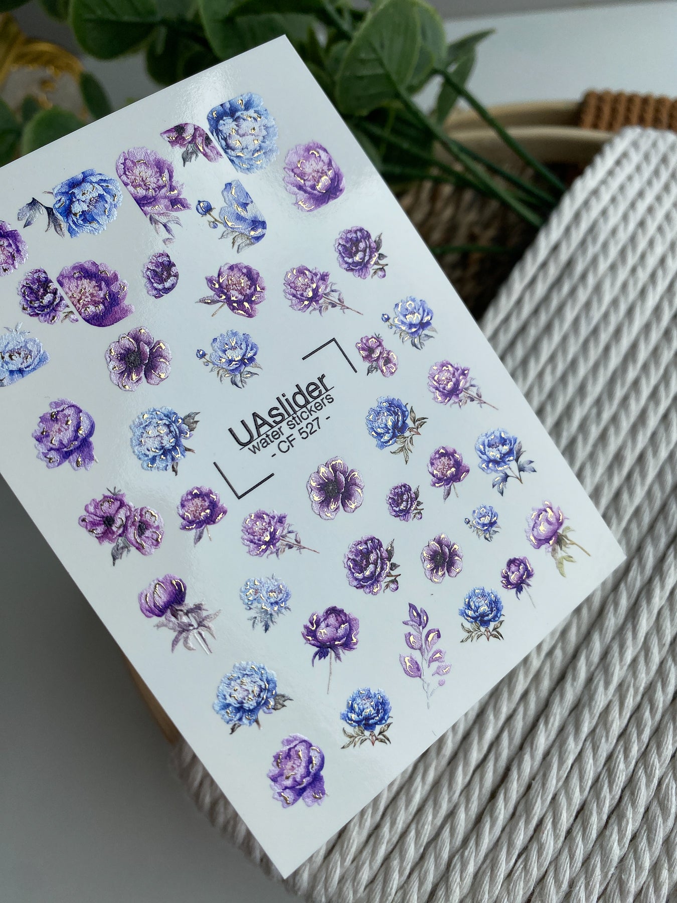 Nagel Wasserabziehbild CF-527 | Wasserfolien Nagelabziehbilder mit blauen & lila Blumen | Luxus Florale Nagelkunst