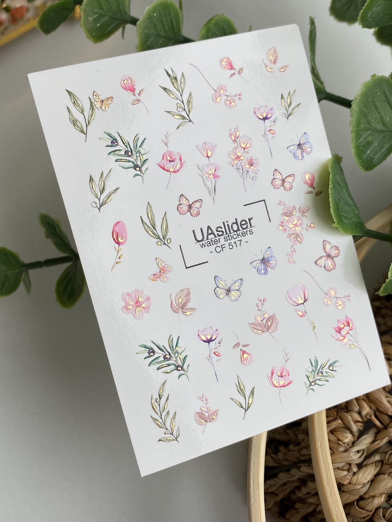 Nagel Wasserabziehbild CF-517 | Wasserabzieh-Nagelaufkleber mit Pastellblumen & Schmetterlingen | Botanische Nagelkunst