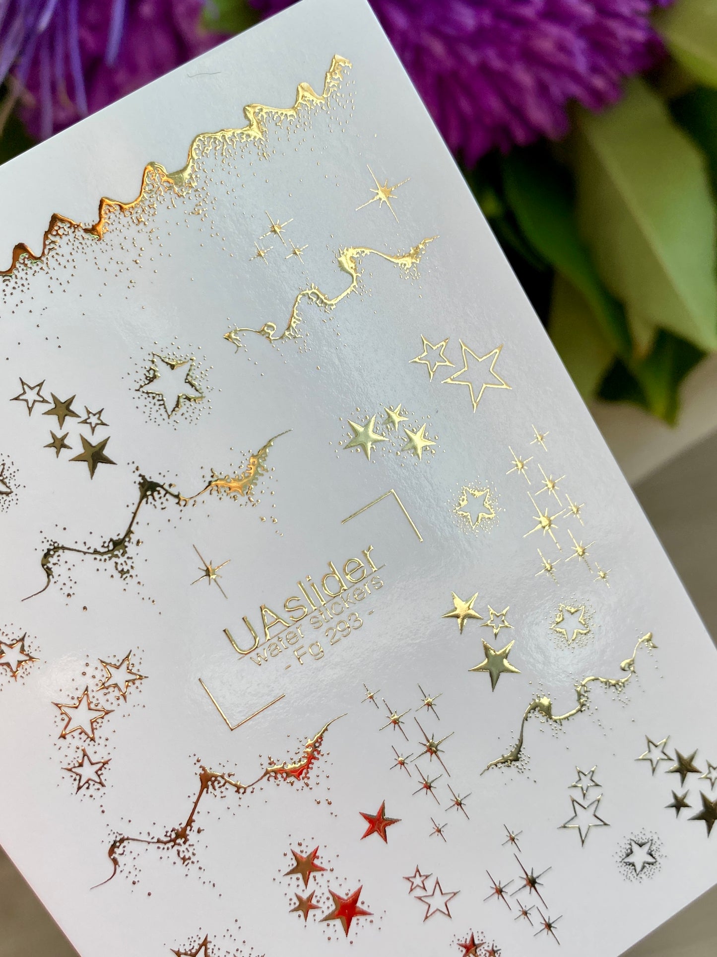 Nagel-Wasserabziehbild Fg-293 | Wasserabzieh-Nagelaufkleber mit goldenen Sternen | Elegantes sternenübersätes Design