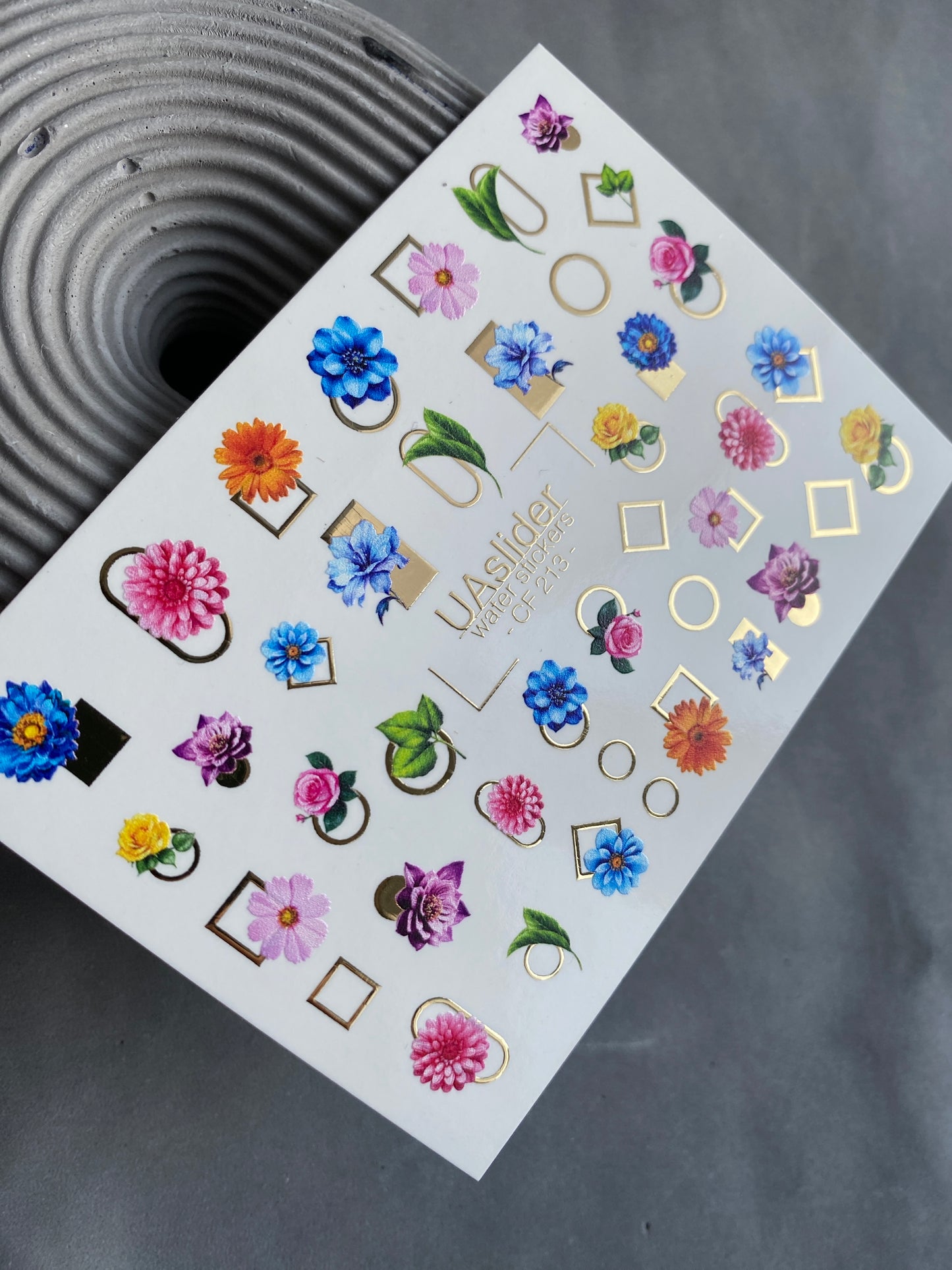 Nagel Wasserabziehbild CF-213 | Nagel Wasserabziehbilder | Bunte Blumen & Geometrische Rahmen