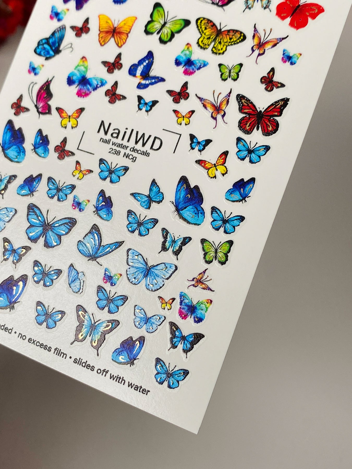 Vodní nálepka na nehty 238 Nail WD | Vodní nálepky na nehty s motivem motýla | Vodní nálepky na nehty s barevnými křídly
