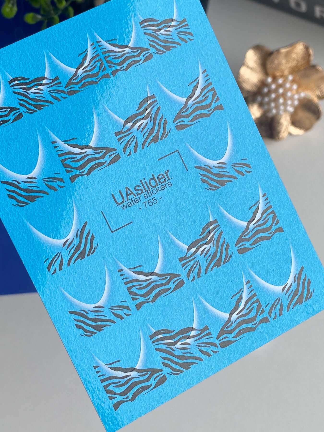 Adesivo de Água para Unhas 755