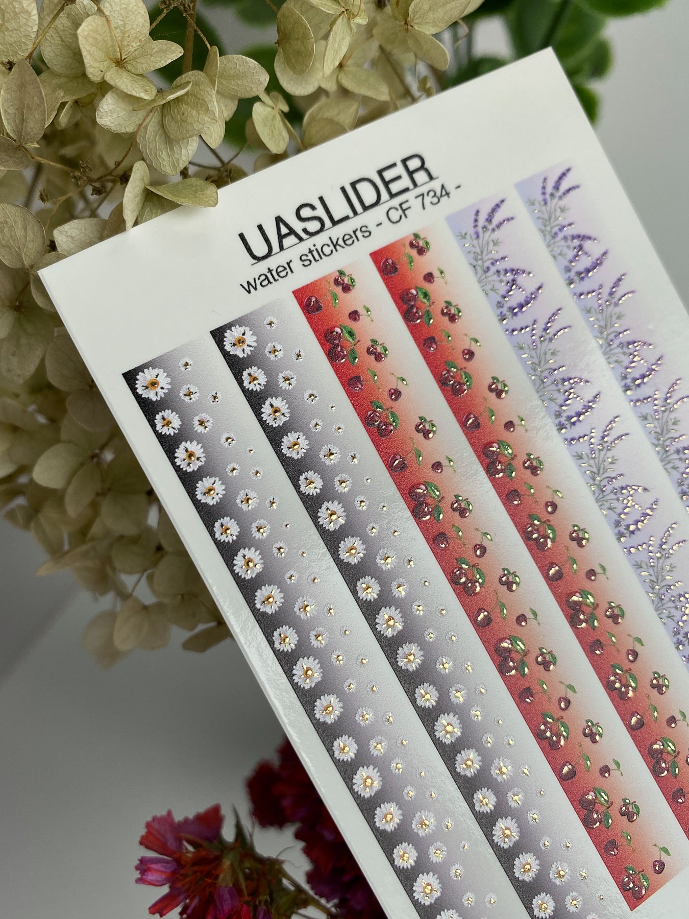 Nagel-Wasserabziehbild CF-734 | Wasserabzieh-Nagelaufkleber | Florale Streifen mit Gänseblümchen, Kirschen und Lavendel