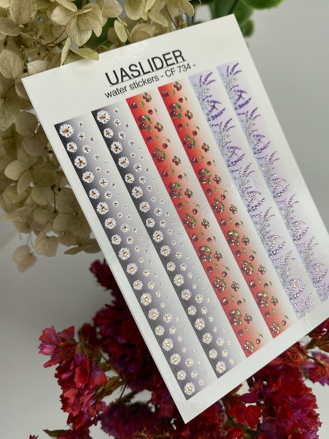 Nagel-Wasserabziehbild CF-734 | Wasserabzieh-Nagelaufkleber | Florale Streifen mit Gänseblümchen, Kirschen und Lavendel