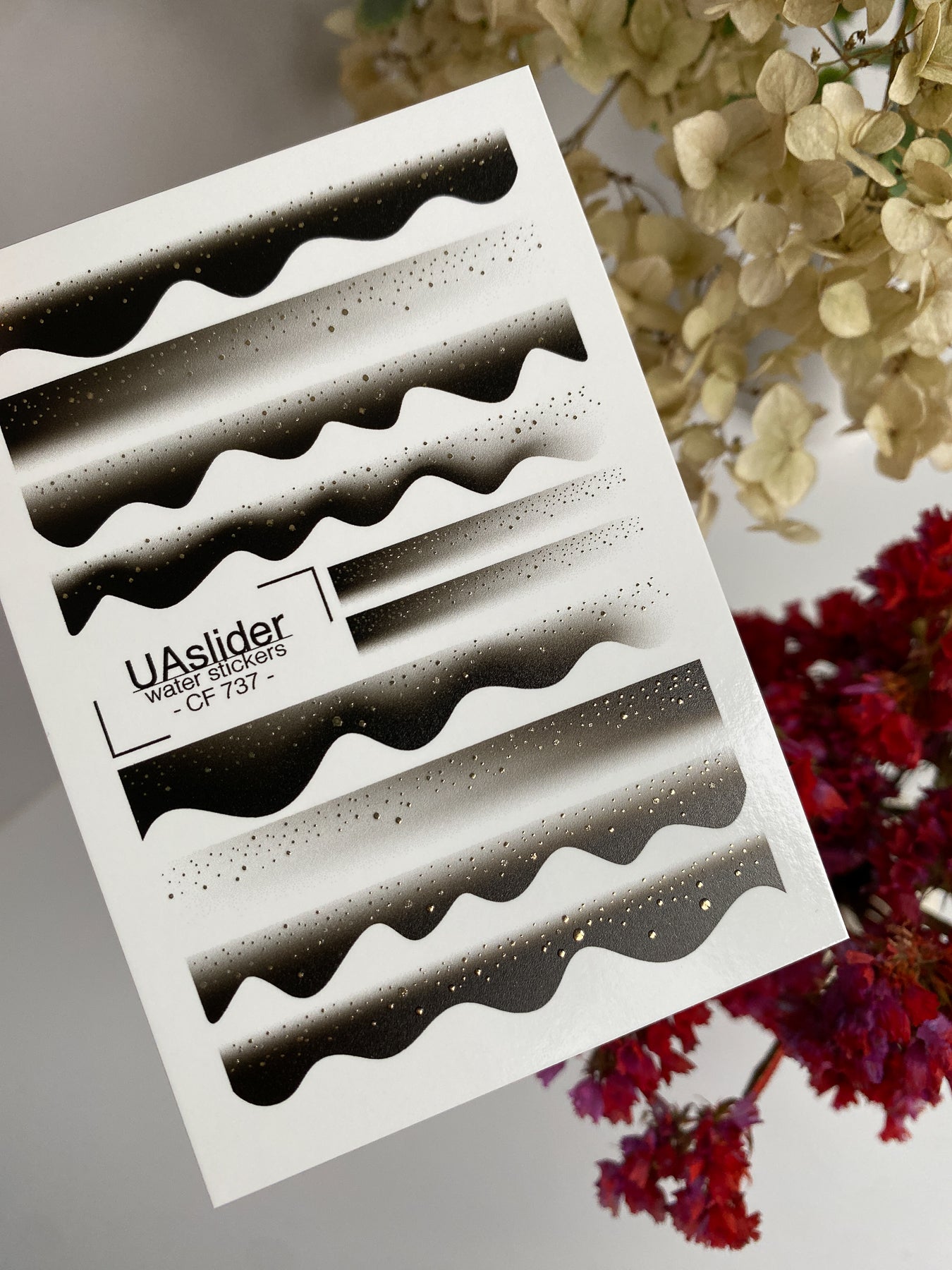 Nagel Wasserabziehbild CF-737 | Wasserfolien Nagelabziehbilder | Schwarze und goldene Farbverlaufswellen