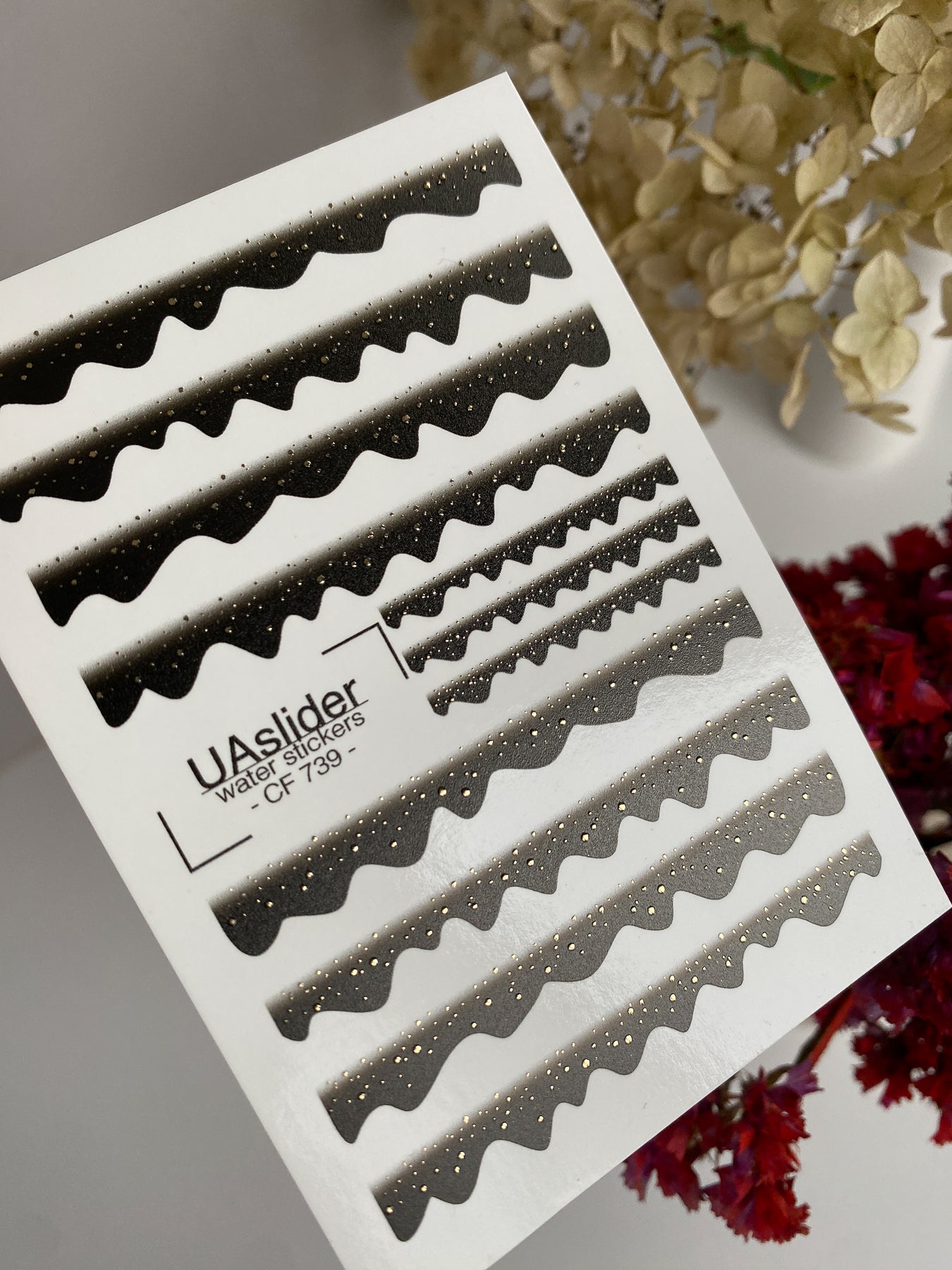 Nagel Wasserabziehbild CF-739 | Wasserfolien Nagelabziehbilder | Schwarze Verlauf Wellenstreifen mit Gold
