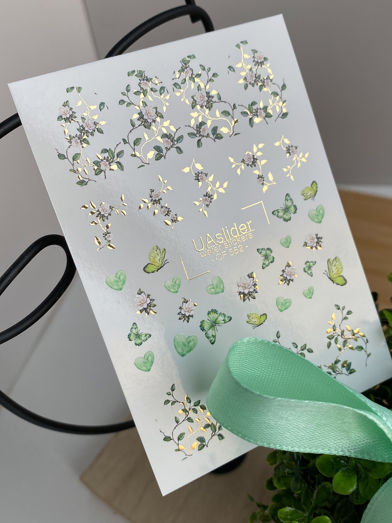 Nagel-Wasserabziehbild CF-552 | Grüne Blumen- & Schmetterlings-Nagelabziehbilder | Elegante Wasseraufkleber für Maniküre