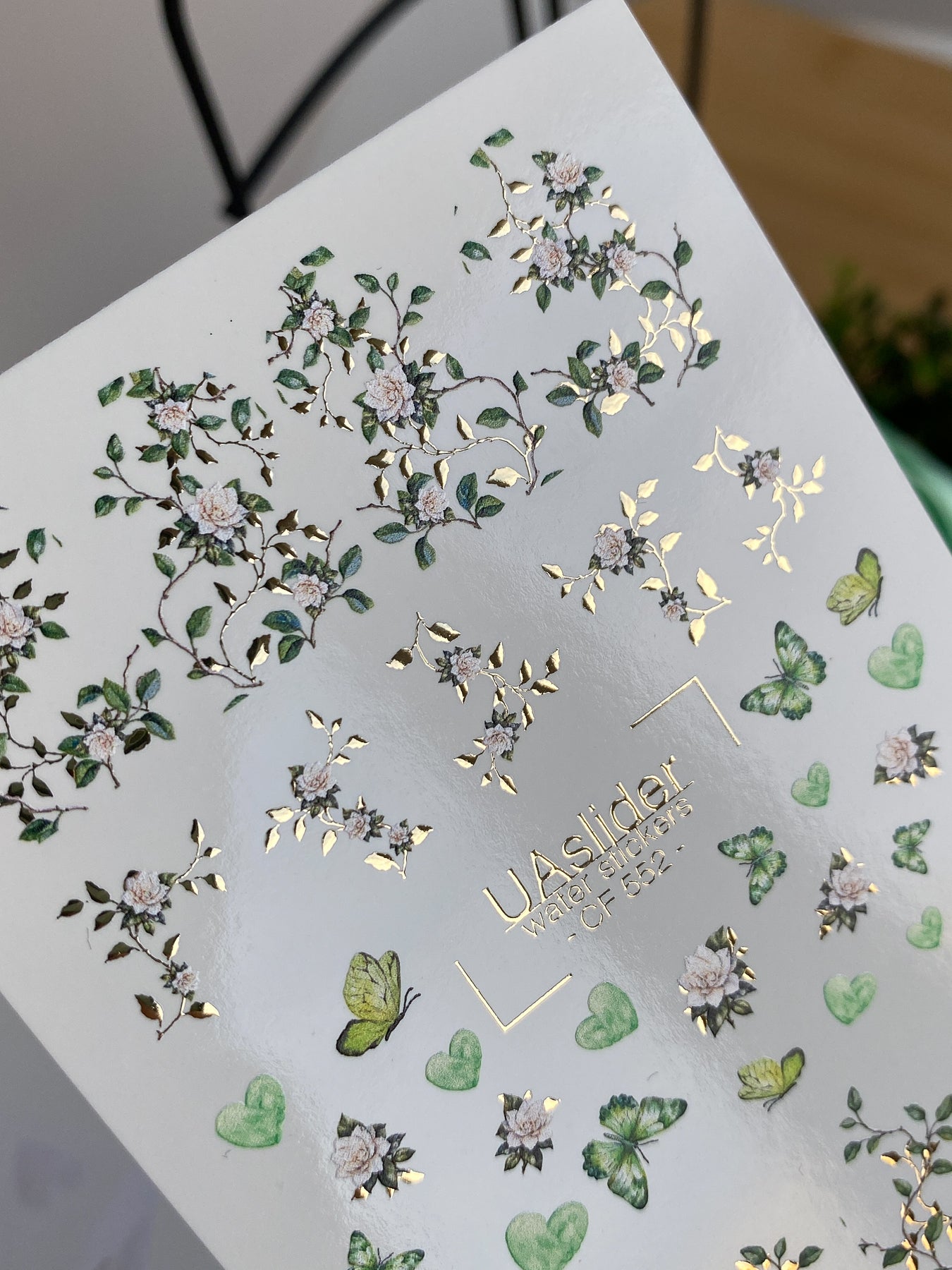 Nagel-Wasserabziehbild CF-552 | Grüne Blumen- & Schmetterlings-Nagelabziehbilder | Elegante Wasseraufkleber für Maniküre