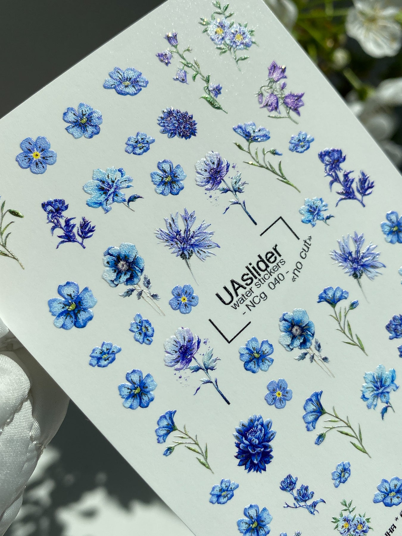 Adesivo de Água para Unhas NCg-040 | Adesivos para Unhas com Deslizamento de Água | Flores Silvestres Azuis e Não-Me-Esqueças