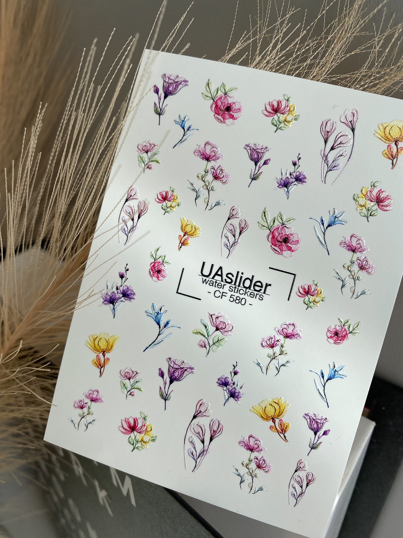 Nagel-Wasserabziehbild CF-580 | Wasserfolien-Nagelabziehbilder mit bunten Wildblumen | Florale Nagelkunst-Designs