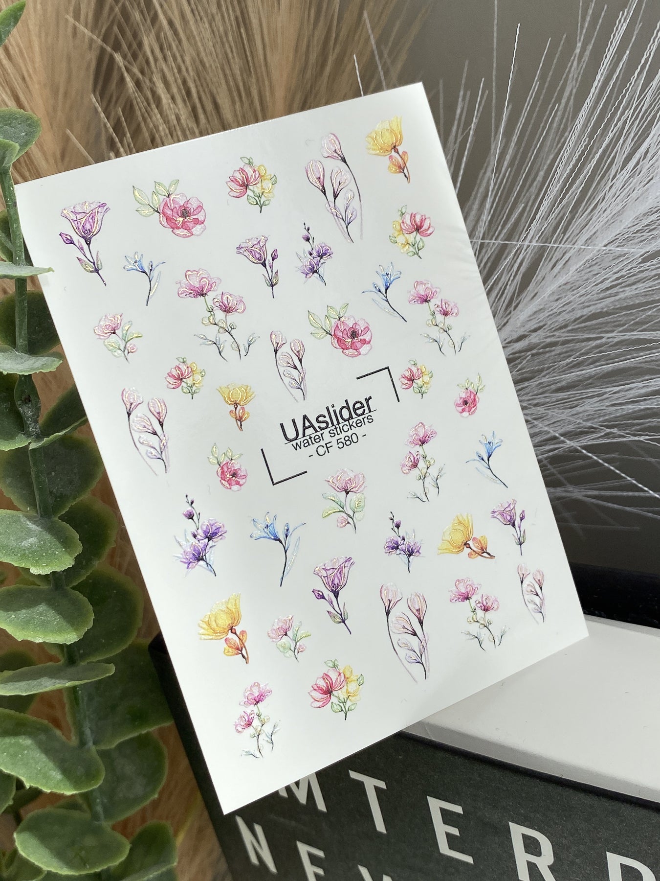 Nagel-Wasserabziehbild CF-580 | Wasserfolien-Nagelabziehbilder mit bunten Wildblumen | Florale Nagelkunst-Designs