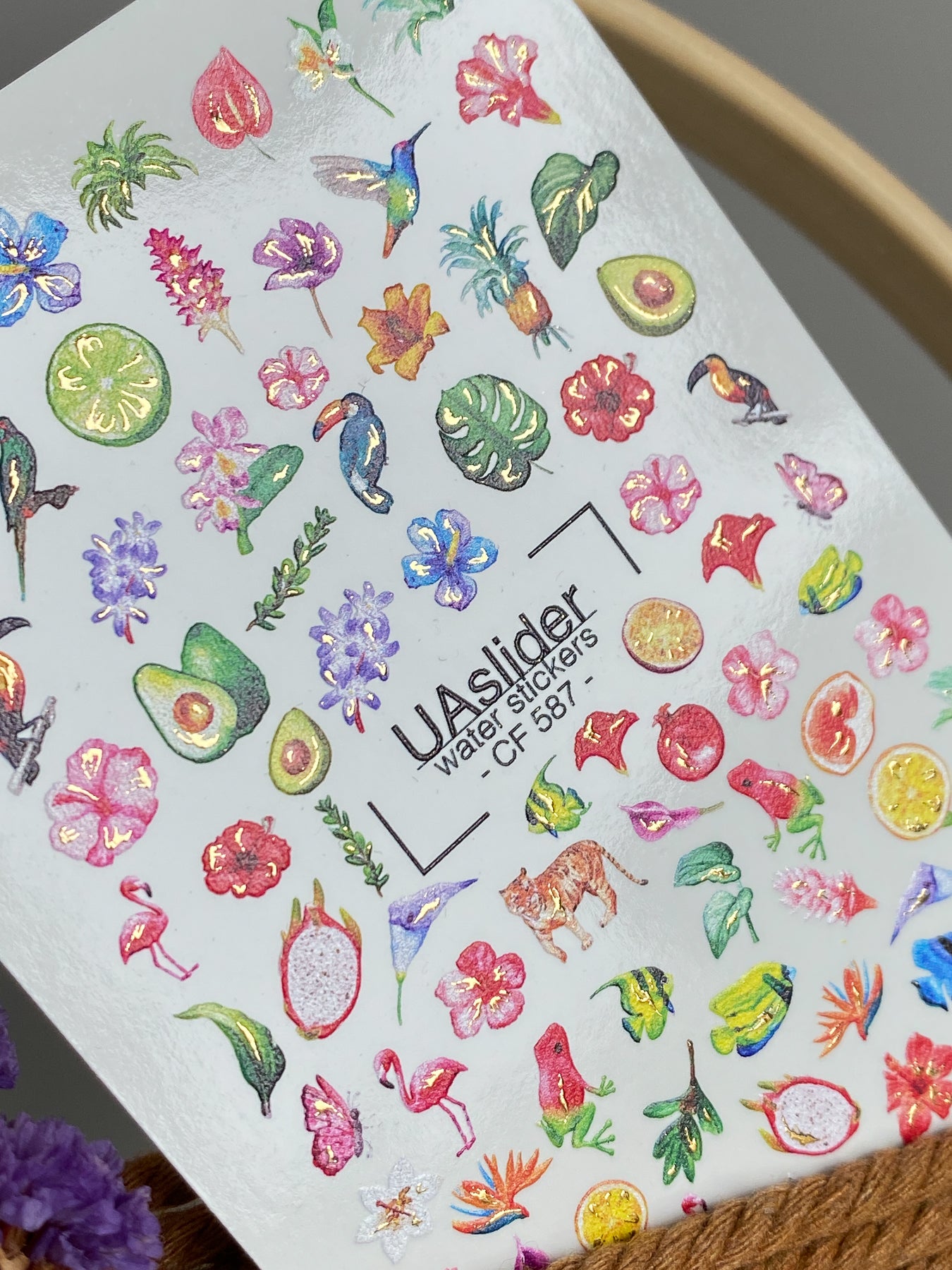 Nagel-Wasserabziehbild CF-587 | Tropische Nagel-Wasserabziehbilder mit exotischen Blumen und Früchten | Flamingo-, Tukan- & Kolibri-Nagelsticker