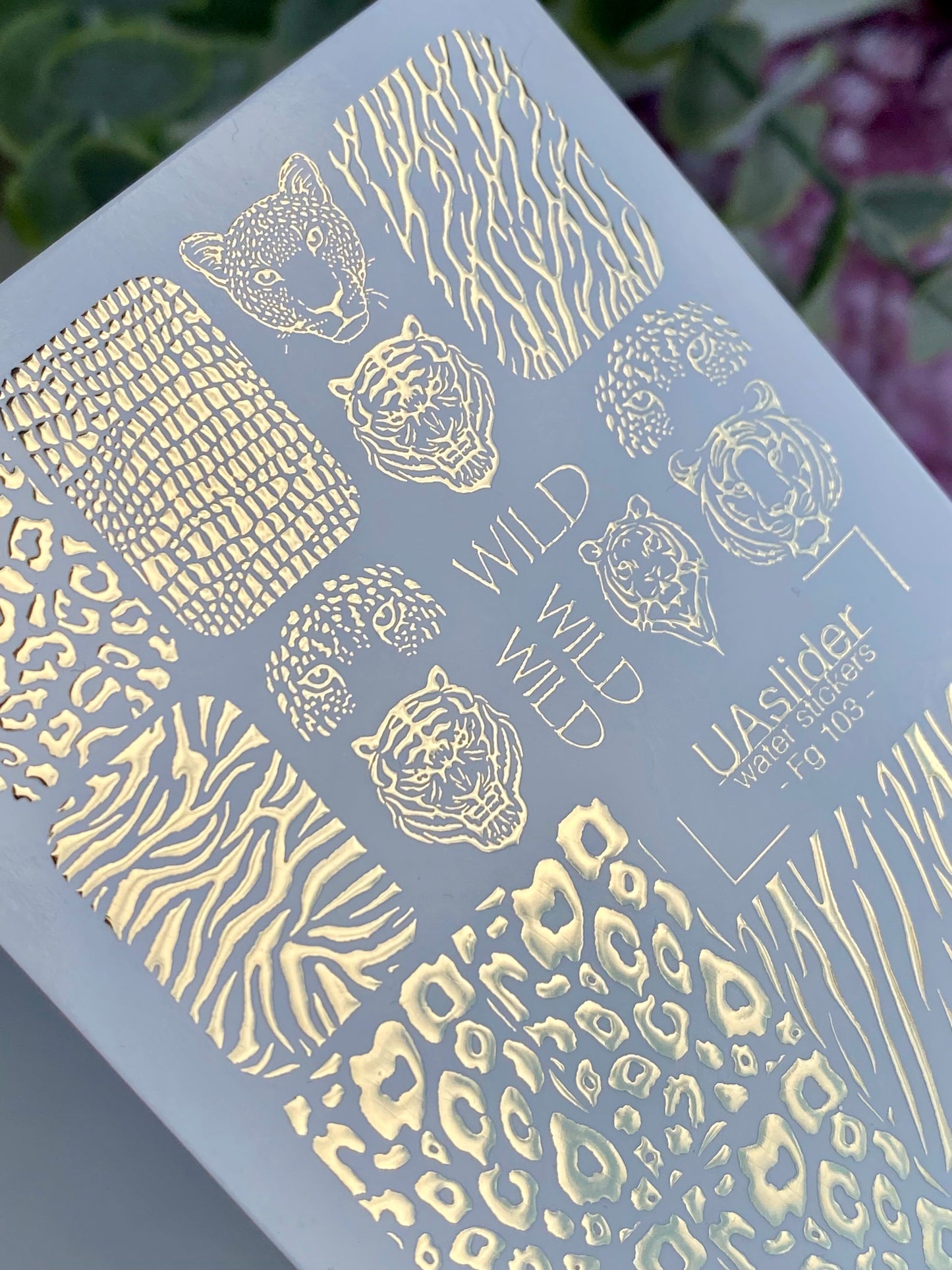 Nagel-Wasserabziehbild Fg-103 | Wasserfolien-Nagelaufkleber mit goldenem Tierdruck | Wilder Dschungelstil
