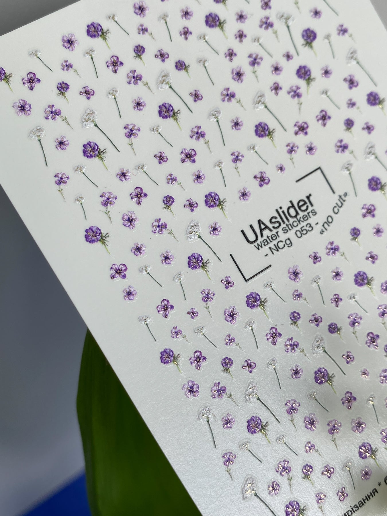 Adesivo de Água para Unhas NCg-053 | Adesivos Deslizantes para Unhas | Flores Roxas e Dente-de-leão Branco