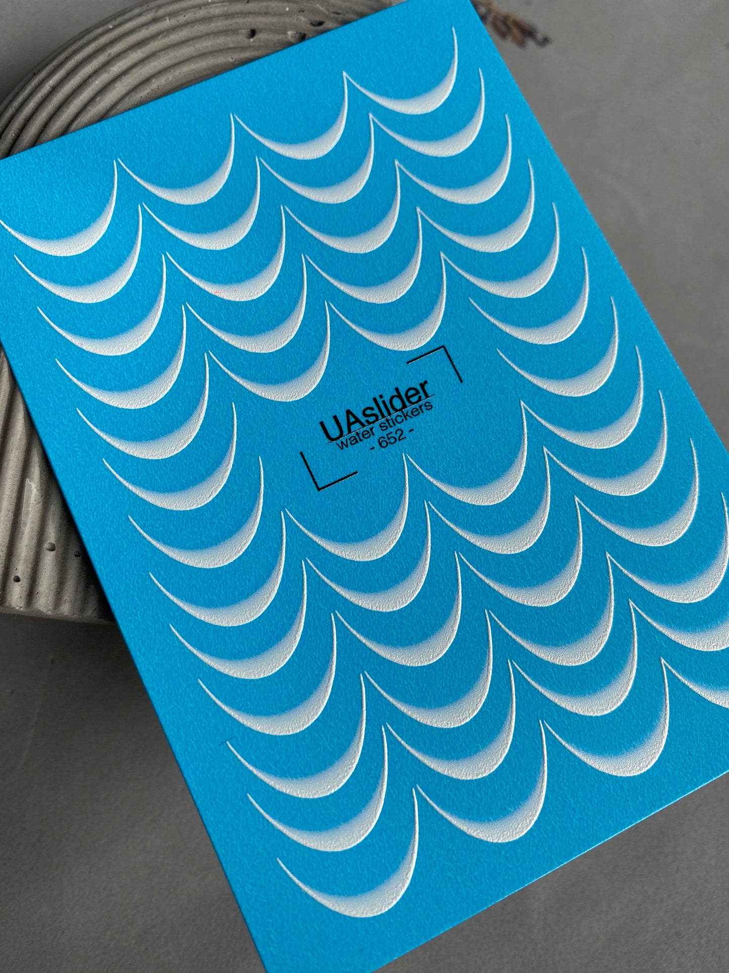 Adesivo de Água para Unhas 652