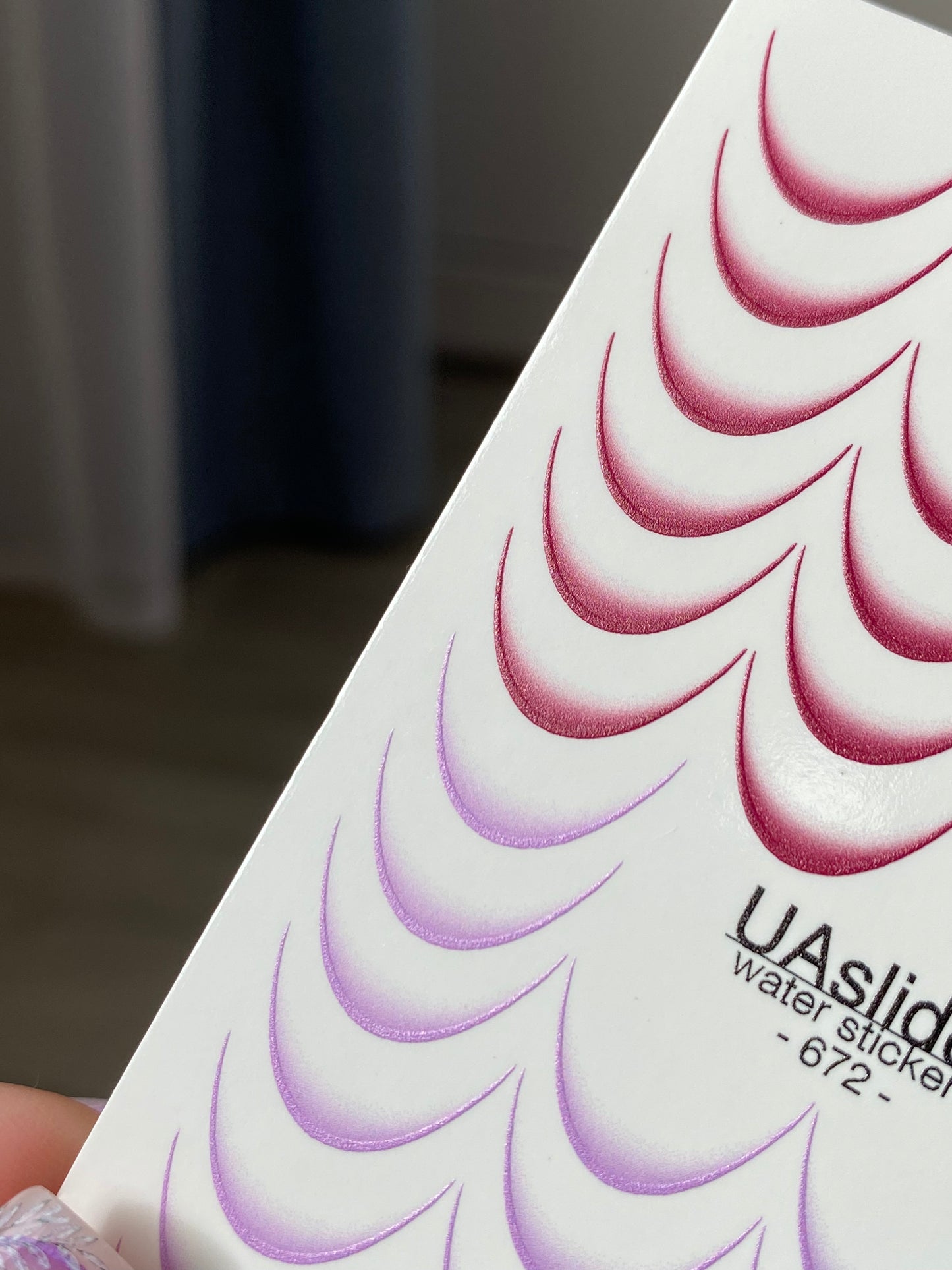 Adesivo de Água para Unhas 672