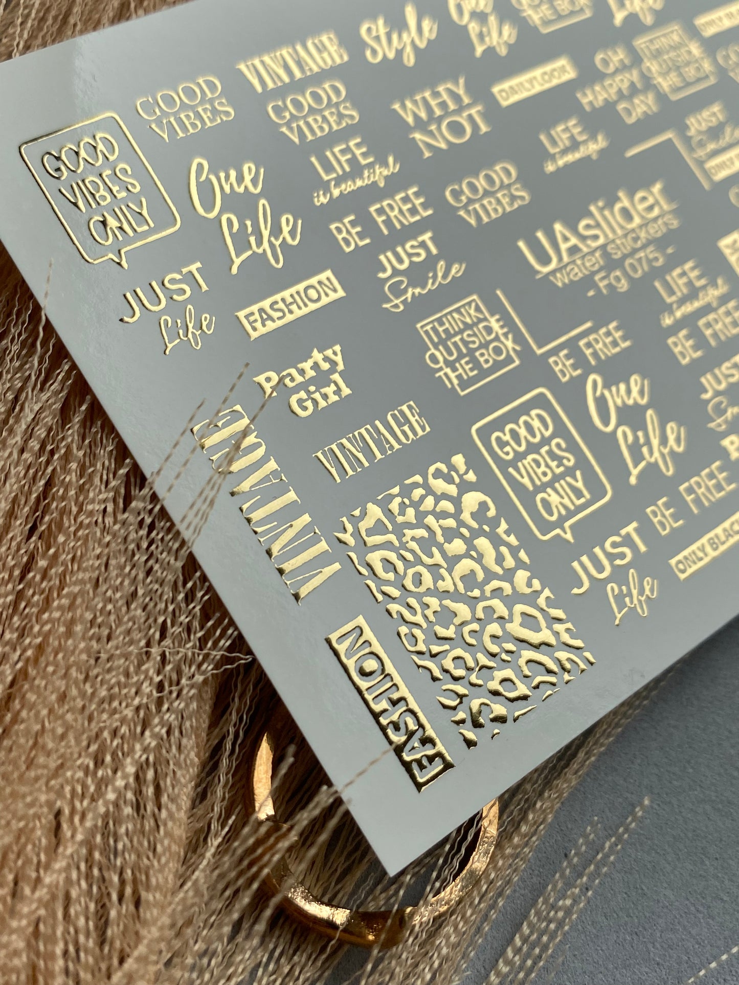 Adesivi per unghie a decalcomania d'acqua Fg-075 | Adesivi per unghie a decalcomania d'acqua con foglia d'oro | Parole di moda e stampa leopardata