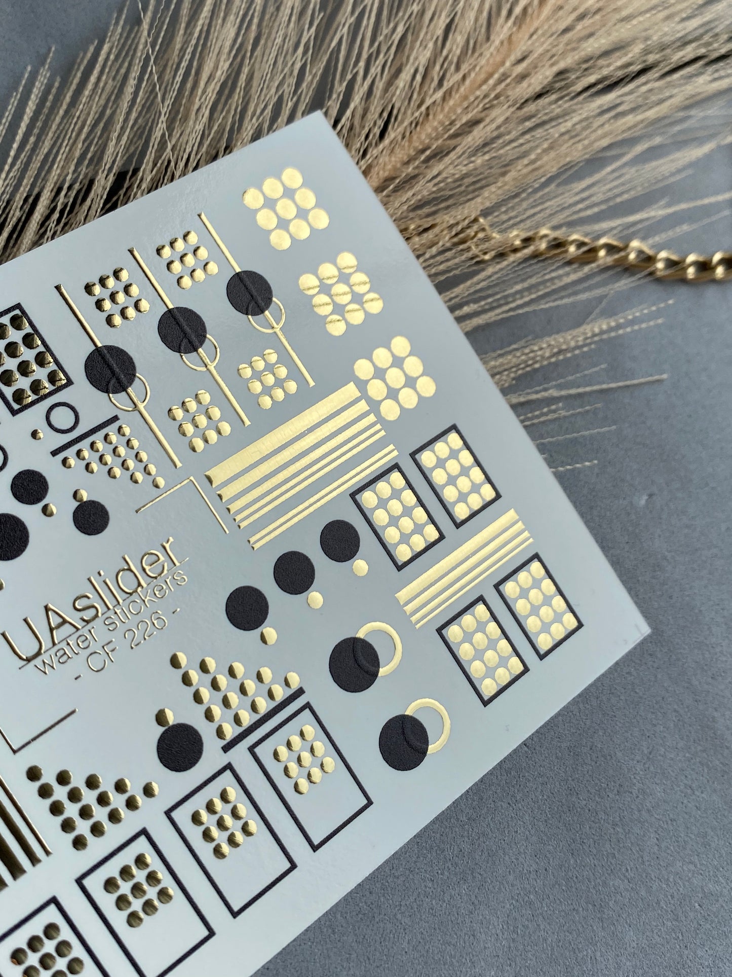 Nagel Wasserabziehbild CF-226 | Geometrische Wasserfolien-Nagelabziehbilder | Schwarz & Gold Minimalistisches Design