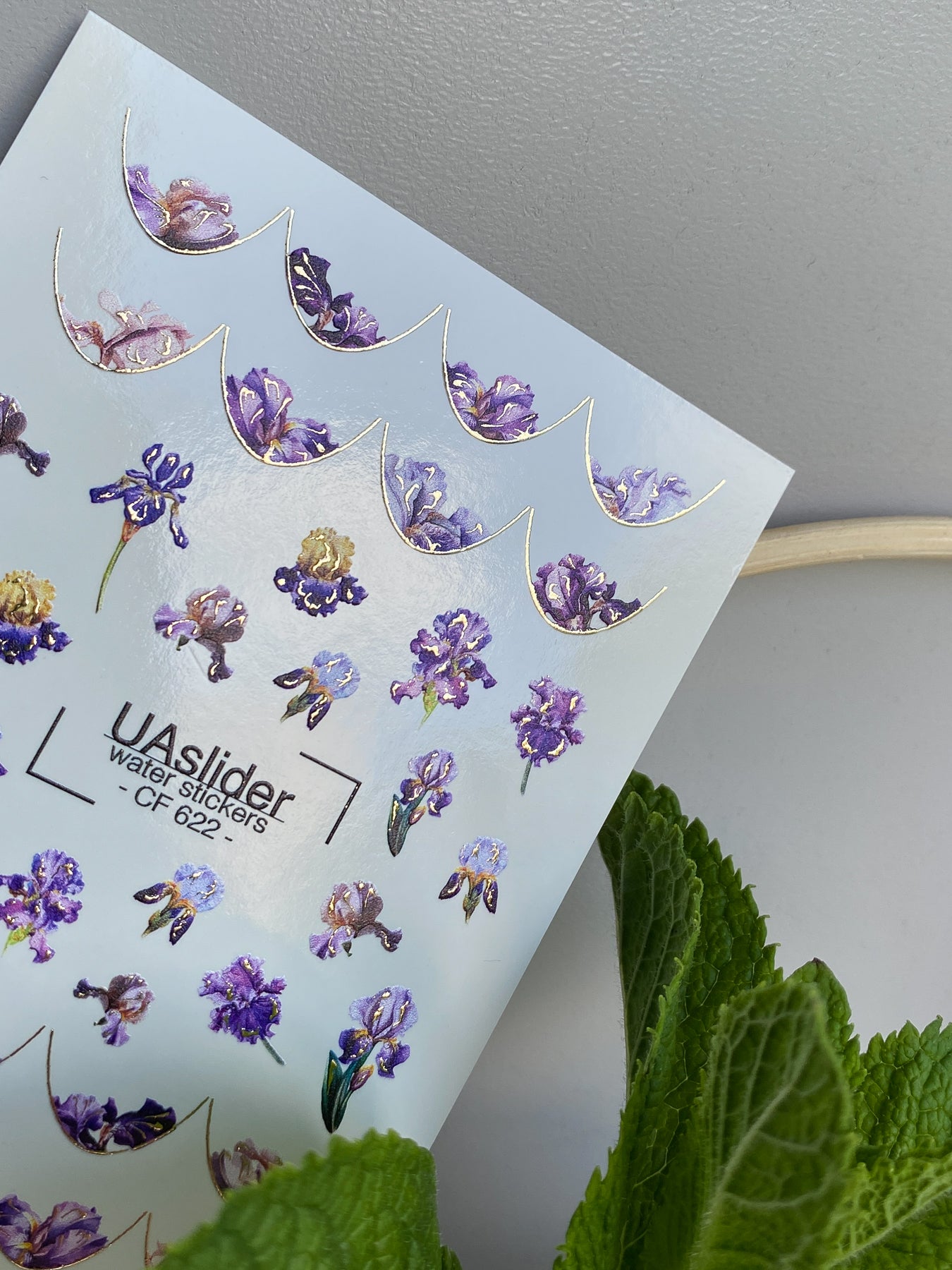 Nagel Wasserabziehbild CF-622 | Florale französische Wasser-Schiebefolien Nagelabziehbilder | Lila Iris Blumenmotive