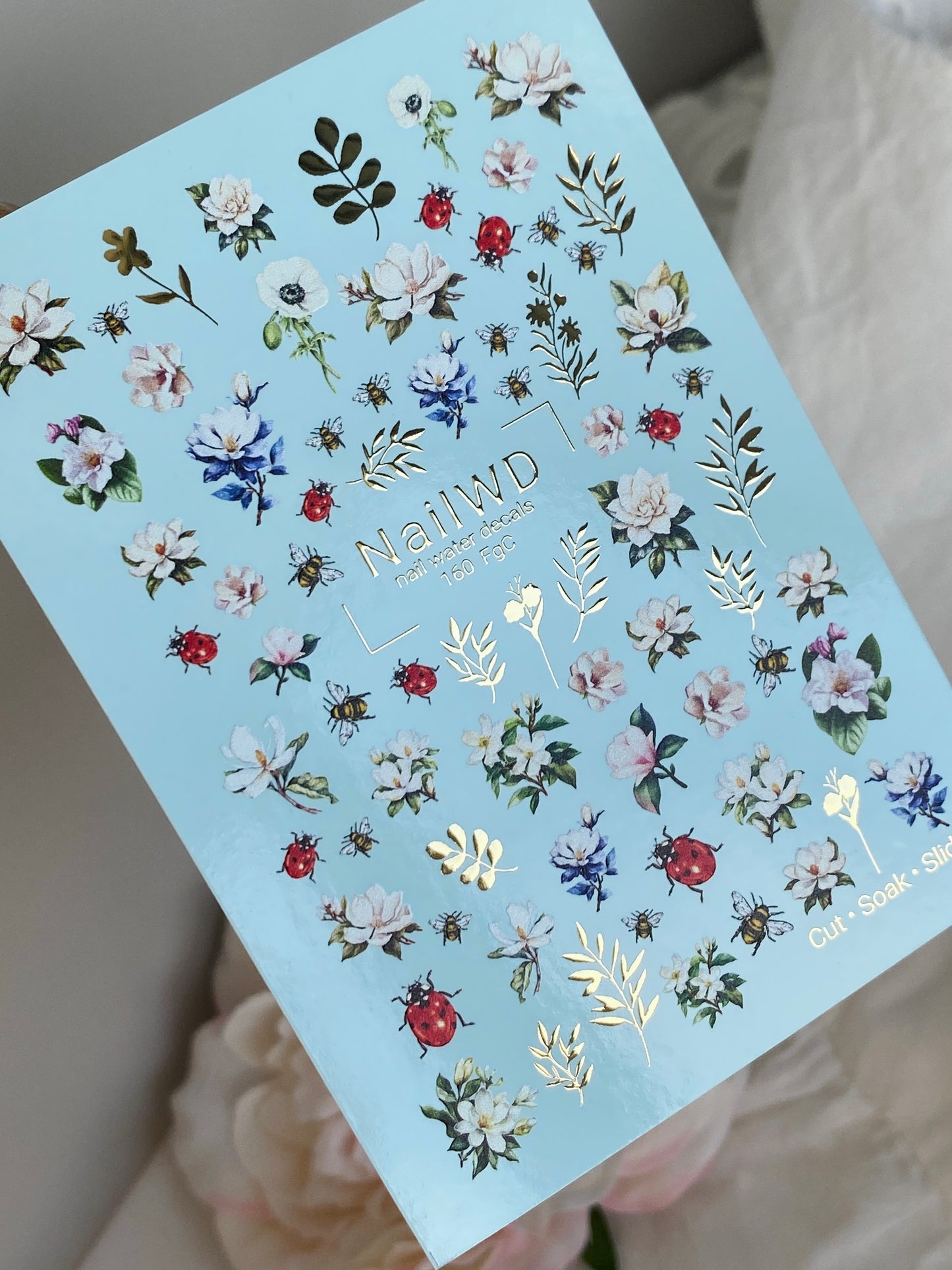 Adesivo de Água para Unhas 160 Nail WD | Adesivos para Unhas com Deslizamento de Água Jardim Floral com Abelhas e Joaninhas | Adesivos de Água para Unhas Design de Flores da Primavera
