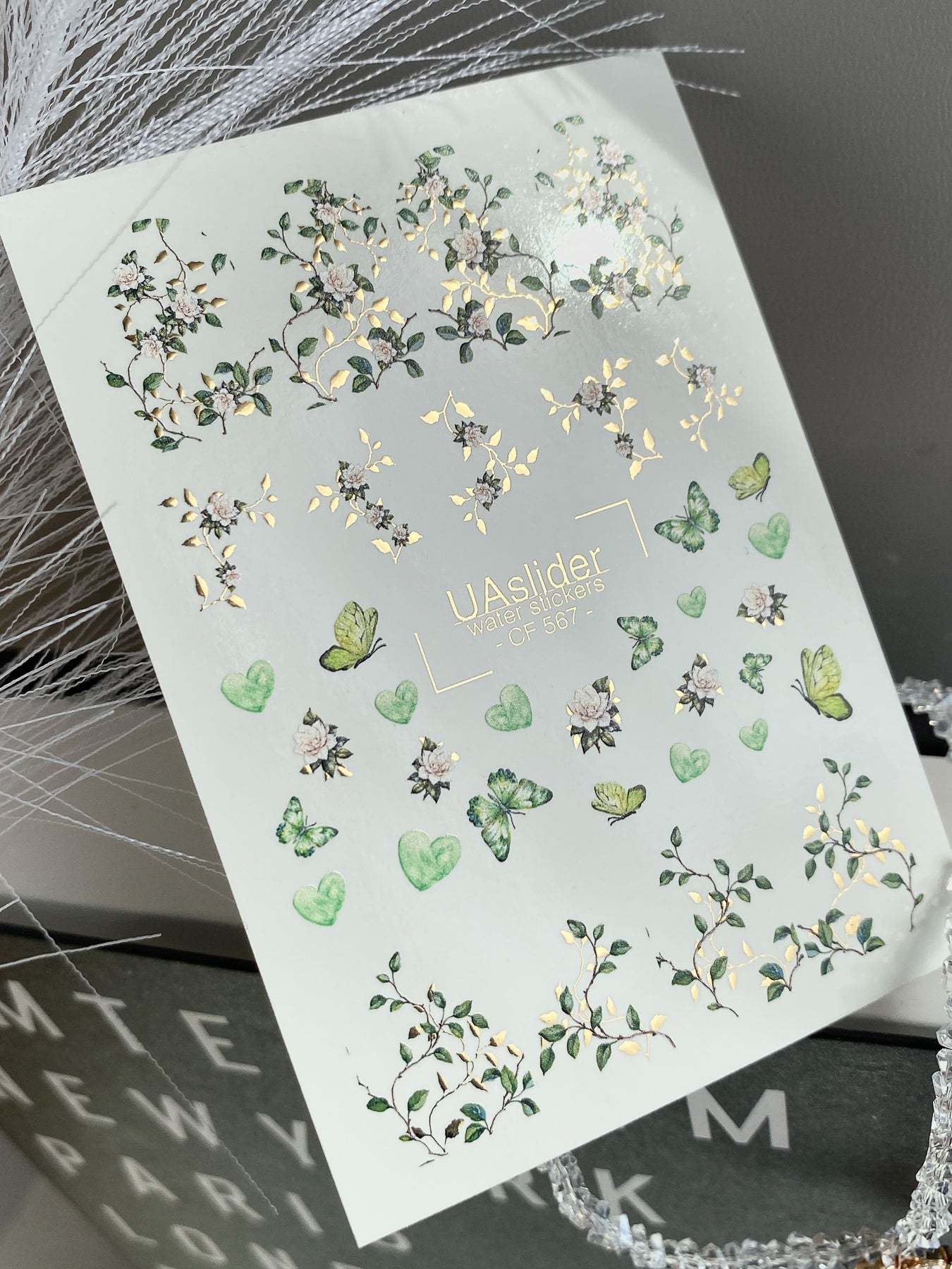 Nagel Wasserabziehbild CF-567 | Wasserfolien Nagelaufkleber mit grünen Schmetterlingen und Blumen | Botanische Nagelkunst