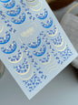 Décalcomanie d'eau pour ongles CF-489 | Décalcomanies d'eau pour ongles Myosotis bleues avec accents dorés | Design floral français