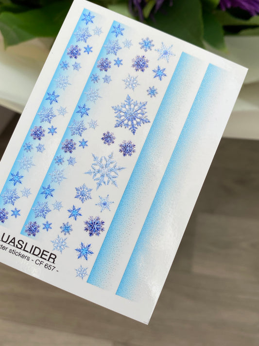 Nagel Wasserabziehbild CF-657 | Wasserfolien Nagelabziehbilder mit blauen Schneeflocken | Winter Farbverlauf Streifen