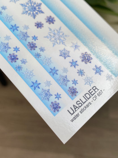 Nagel Wasserabziehbild CF-657 | Wasserfolien Nagelabziehbilder mit blauen Schneeflocken | Winter Farbverlauf Streifen