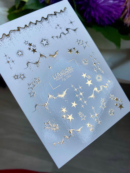 Nagel-Wasserabziehbild Fg-293 | Wasserabzieh-Nagelaufkleber mit goldenen Sternen | Elegantes sternenübersätes Design
