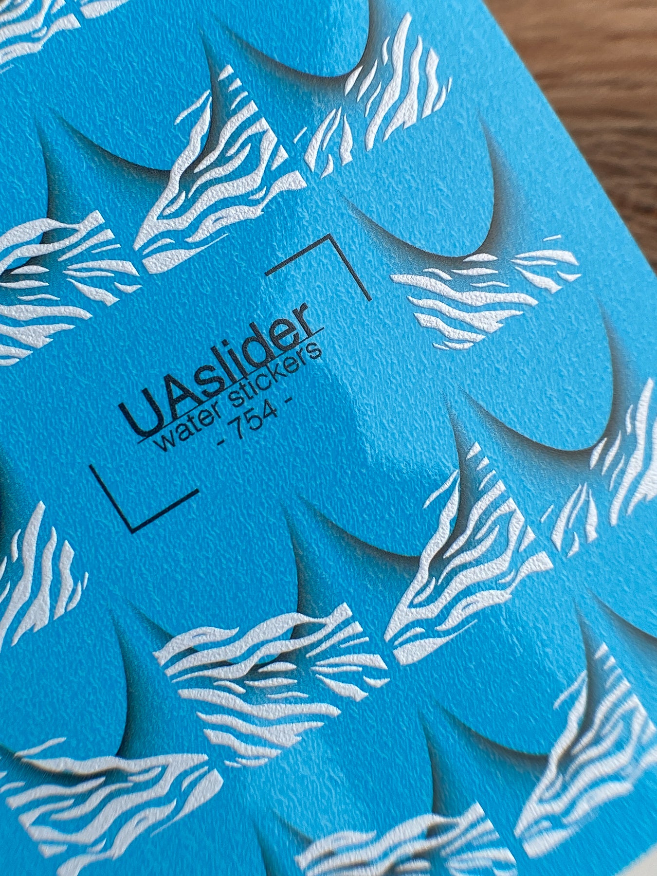 Nail Water Decal 754