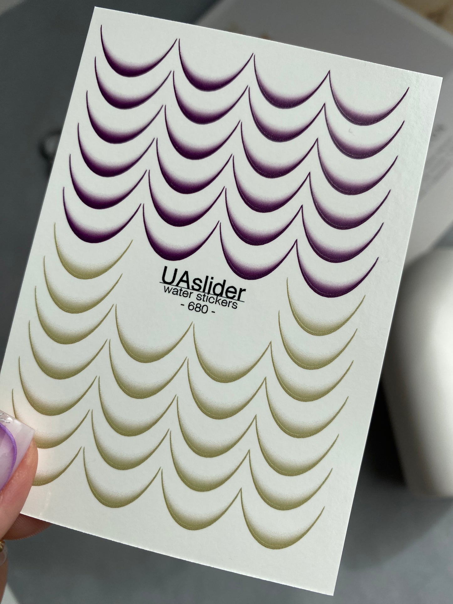 Nail Water Decal 680
