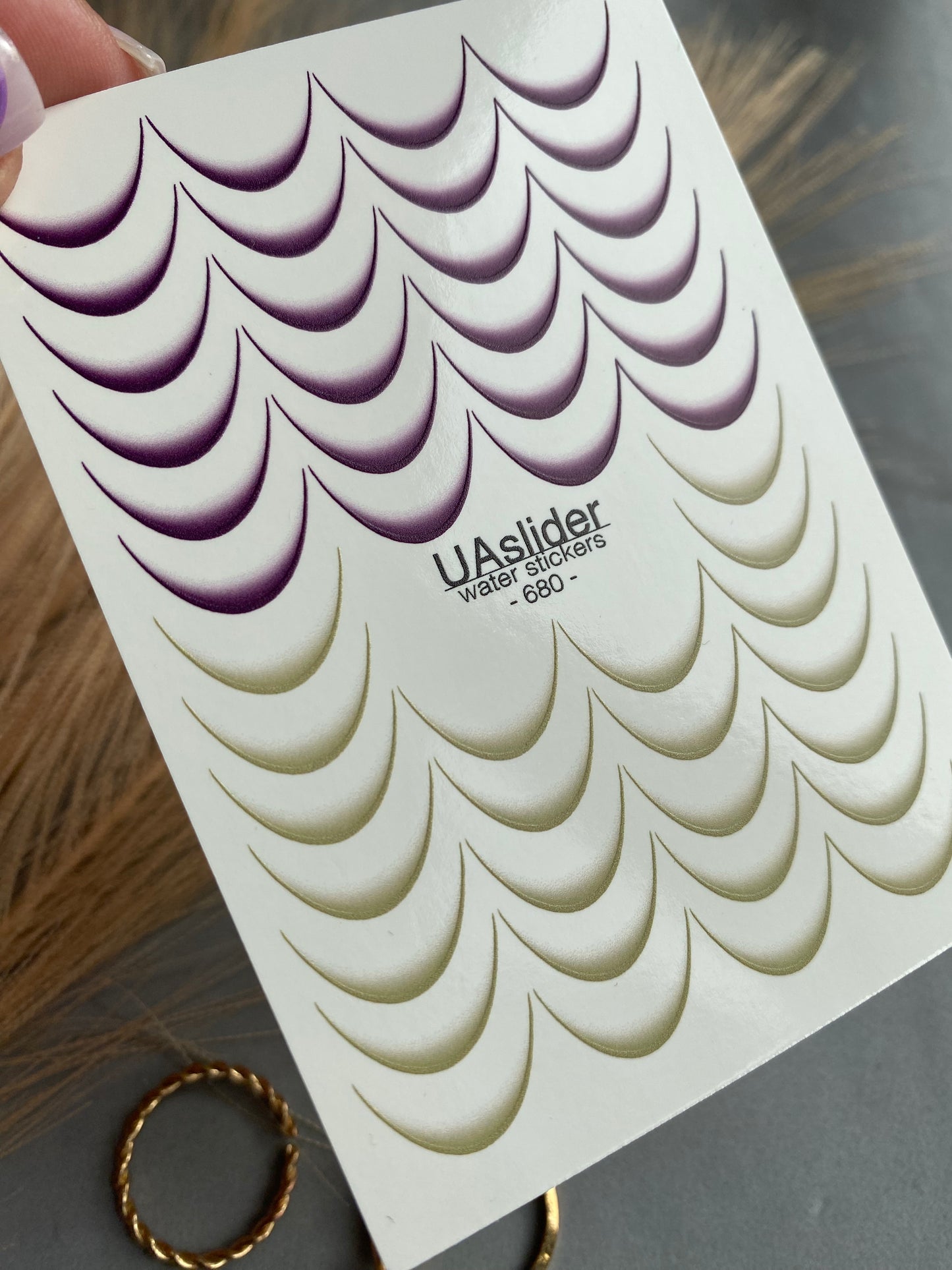 Nail Water Decal 680