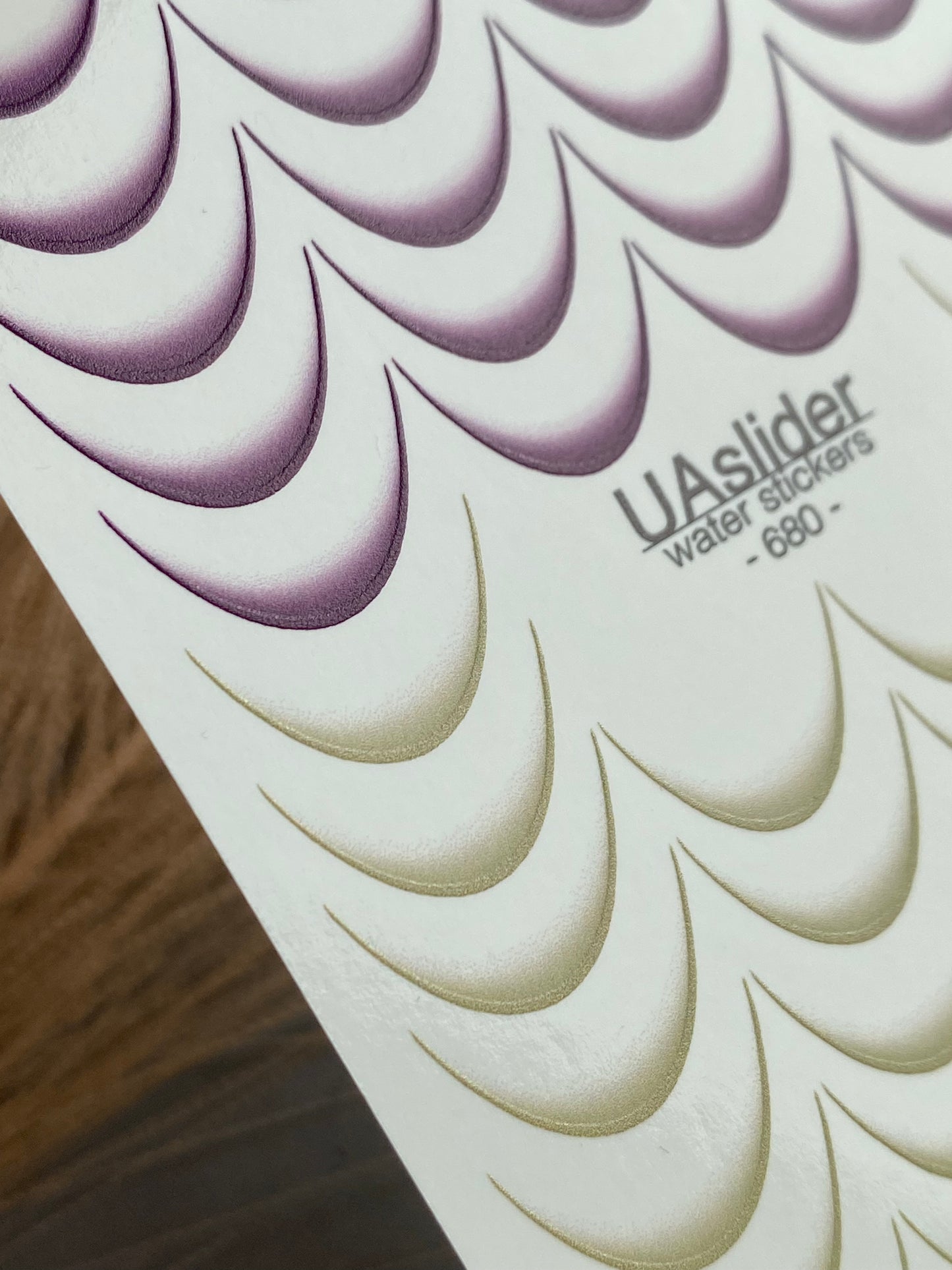 Nail Water Decal 680
