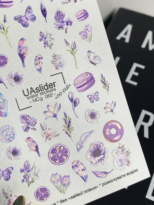 Nagel-Wasserabziehbild NCg-062 | Wasserfolien-Nagelaufkleber Lila Ästhetik | Blumen, Schmetterlinge und Süßigkeiten